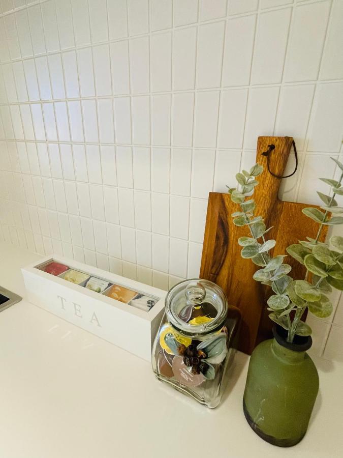 Cozy 1 Bed Apt & Spa,Free Parking ,Phenomena Views メルボルン エクステリア 写真