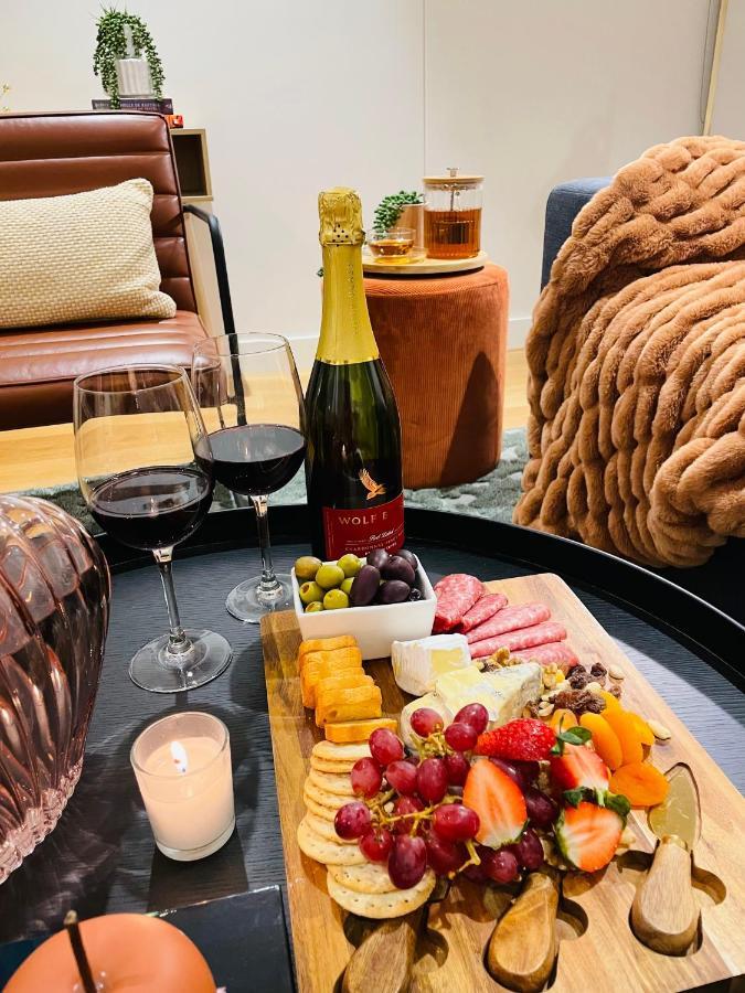 Cozy 1 Bed Apt & Spa,Free Parking ,Phenomena Views メルボルン エクステリア 写真
