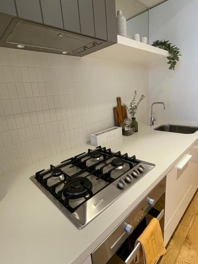 Cozy 1 Bed Apt & Spa,Free Parking ,Phenomena Views メルボルン エクステリア 写真
